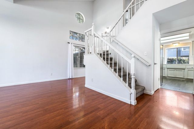 7396 N Price Avenue, Fresno, CA 93720