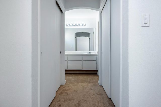 7396 N Price Avenue, Fresno, CA 93720