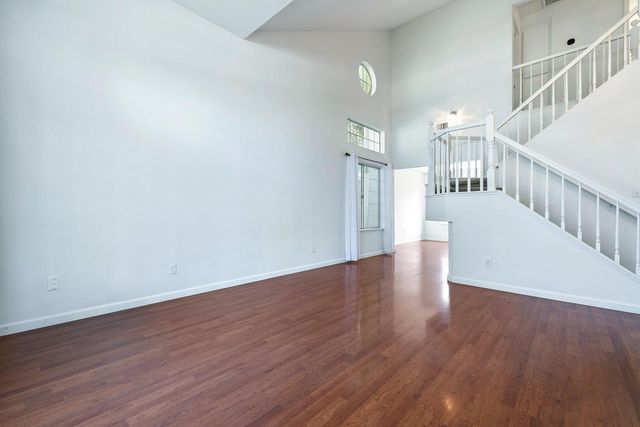 7396 N Price Avenue, Fresno, CA 93720