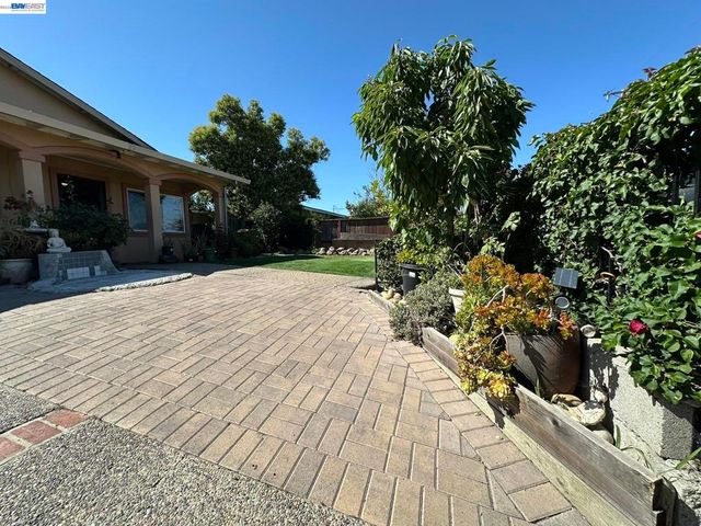 29 DELTA DR, Bay Point, CA 94565