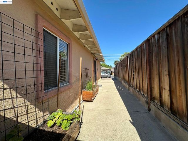29 DELTA DR, Bay Point, CA 94565