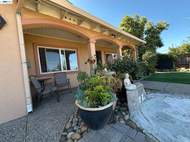 29 DELTA DR, Bay Point, CA 94565