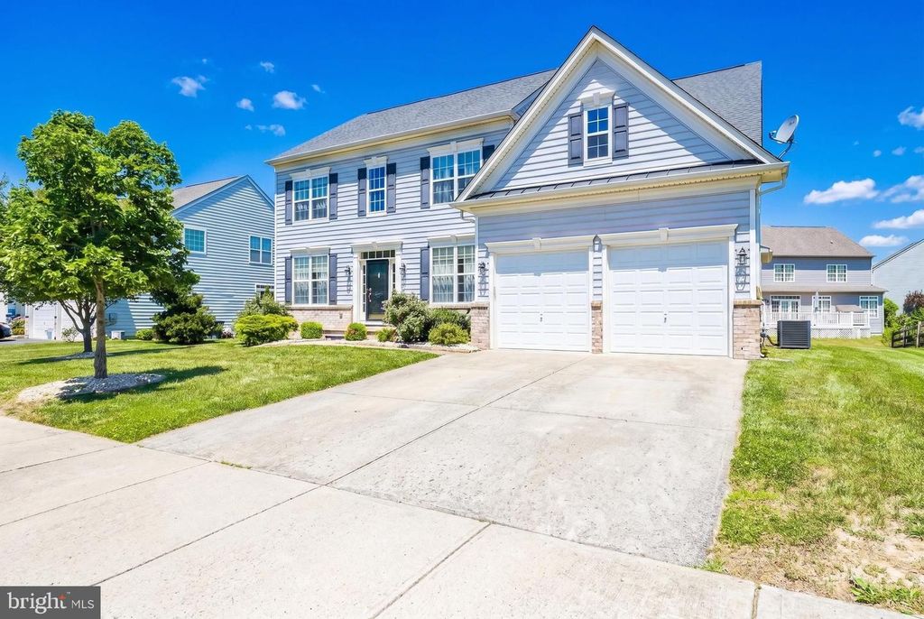 Image 3 of property listing at 529 GINN ST, Townsend, DE 19734