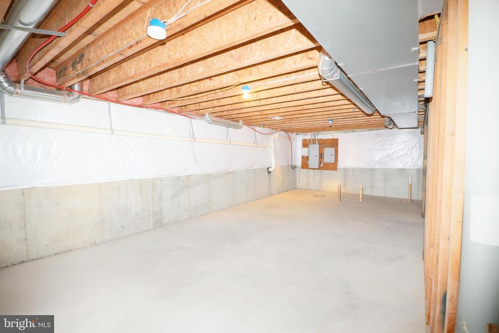 Image 36 of property listing at 529 GINN ST, Townsend, DE 19734