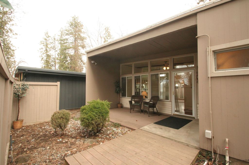 4223 S Perry St, Spokane, WA 99203