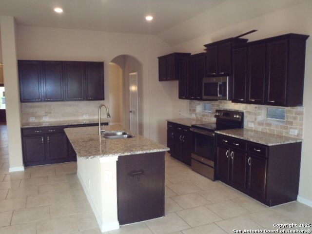 2042 Carter Ln, New Braunfels, TX 78130