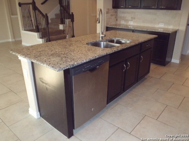 2042 Carter Ln, New Braunfels, TX 78130