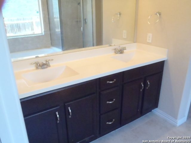 2042 Carter Ln, New Braunfels, TX 78130