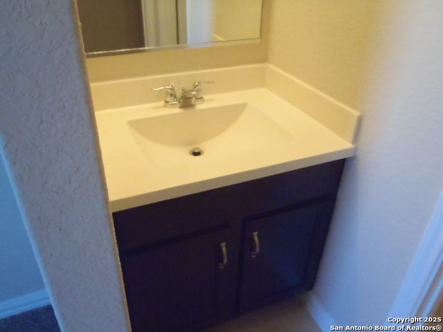 2042 Carter Ln, New Braunfels, TX 78130