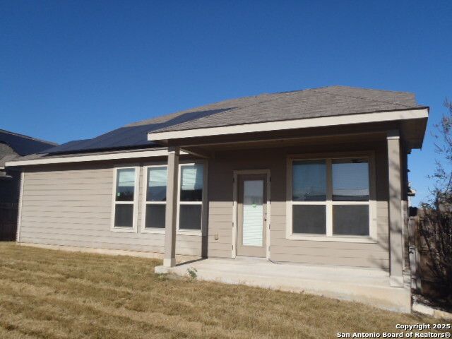 2042 Carter Ln, New Braunfels, TX 78130