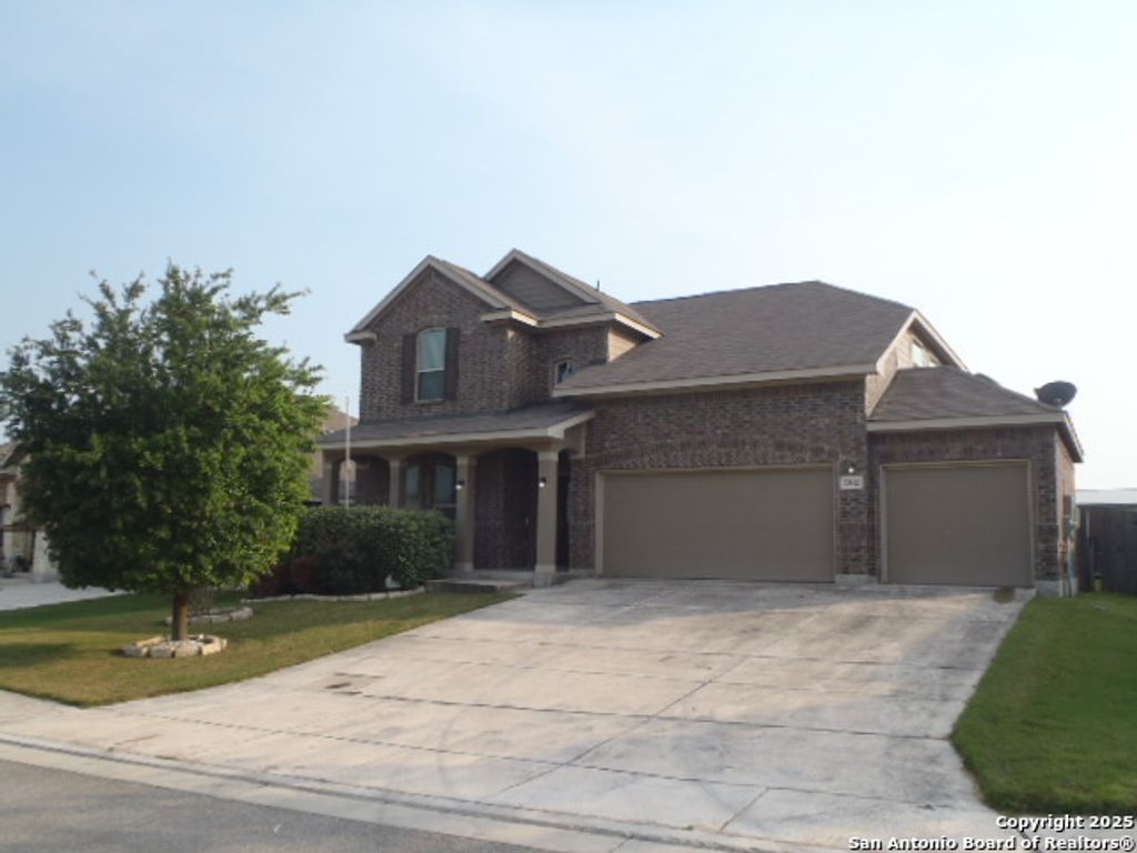 2042 Carter Ln, New Braunfels, TX 78130