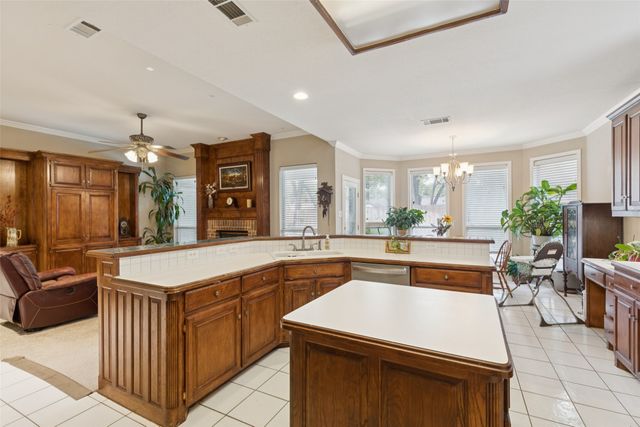 1625 Oak Creek Drive, Hurst, TX 76054