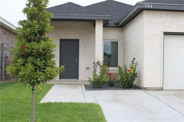 704 W 25th Street, Mission, TX 78572