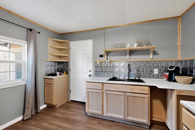 15711 La Hacienda DR, Austin, TX 78734