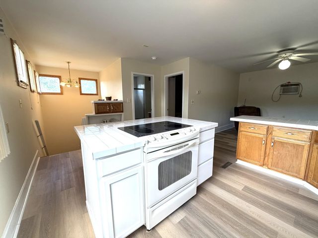 4105 Mound St, Ashland, KY 41101