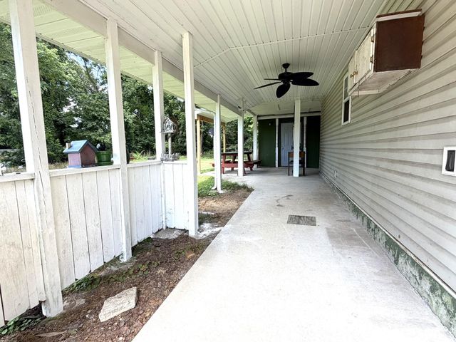 4105 Mound St, Ashland, KY 41101