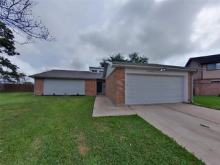 16307 Bird Dog Drive, Houston, TX 77489