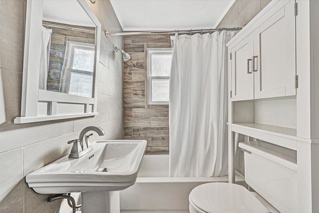 3911 Michigan AVE, Roanoke, VA 24017