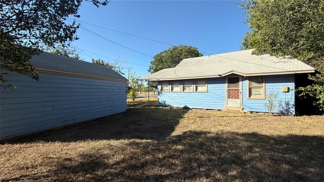 2622 Vincent Street, Brownwood, TX 76801