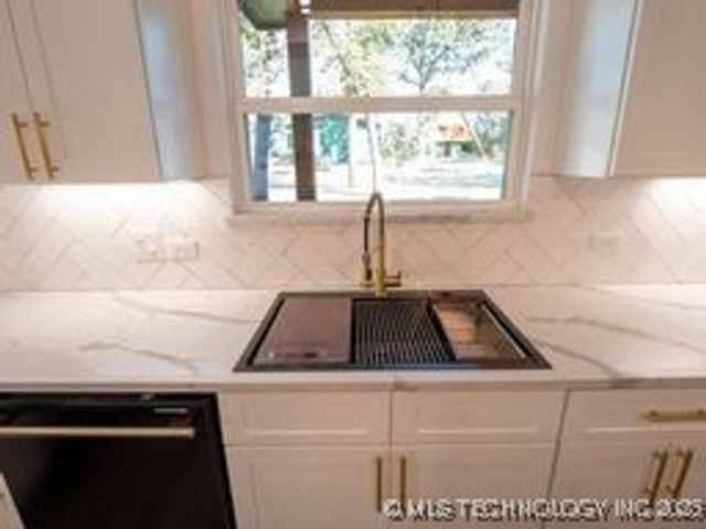 11659 Xavri Lane, Kingston, OK 73439