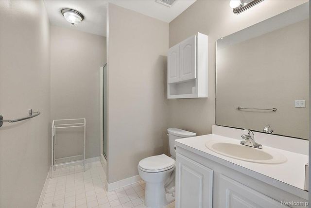55093 Westchester Drive 45, Shelby Charter Township, MI 48316