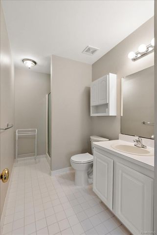 55093 Westchester Drive 45, Shelby Charter Township, MI 48316