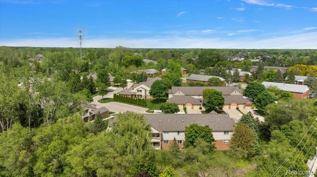 55093 Westchester Drive 45, Shelby Charter Township, MI 48316