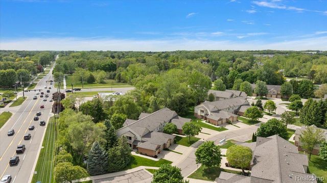 55093 Westchester Drive 45, Shelby Charter Township, MI 48316