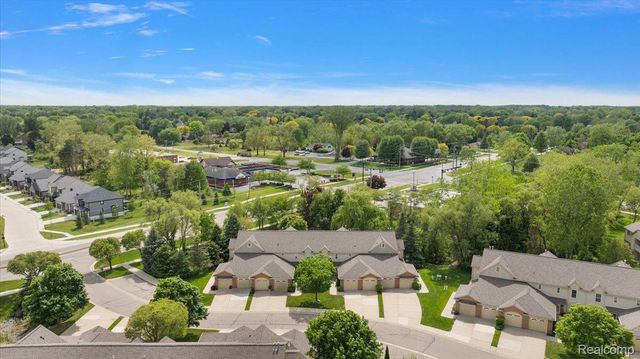 55093 Westchester Drive 45, Shelby Charter Township, MI 48316