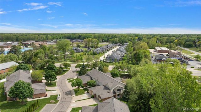 55093 Westchester Drive 45, Shelby Charter Township, MI 48316