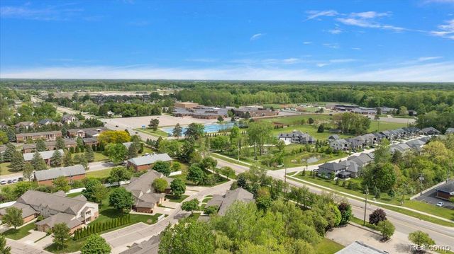 55093 Westchester Drive 45, Shelby Charter Township, MI 48316