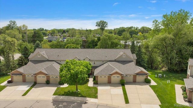 55093 Westchester Drive 45, Shelby Charter Township, MI 48316