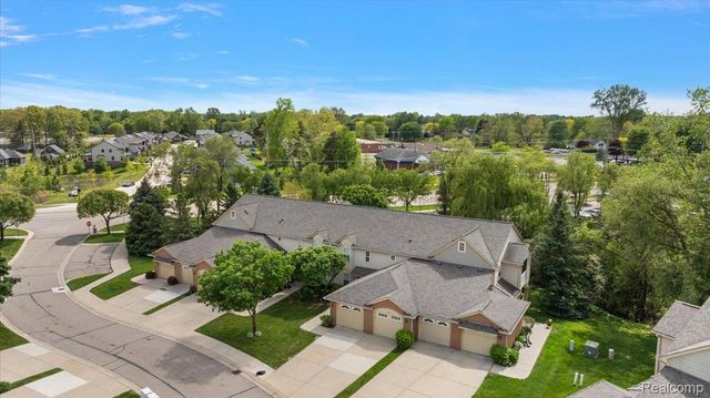 55093 Westchester Drive 45, Shelby Charter Township, MI 48316