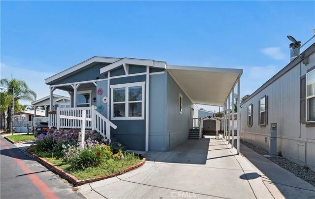 1445 W Florida 75, Hemet, CA 92543