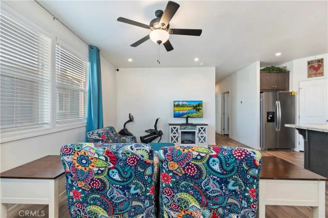 1445 W Florida 75, Hemet, CA 92543