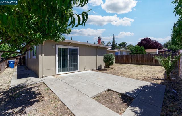 2824 Stamm Dr, Antioch, CA 94509