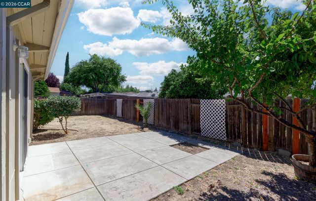 2824 Stamm Dr, Antioch, CA 94509