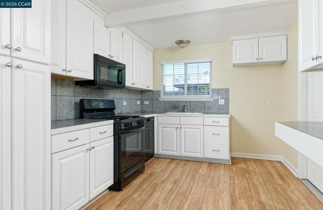 2824 Stamm Dr, Antioch, CA 94509