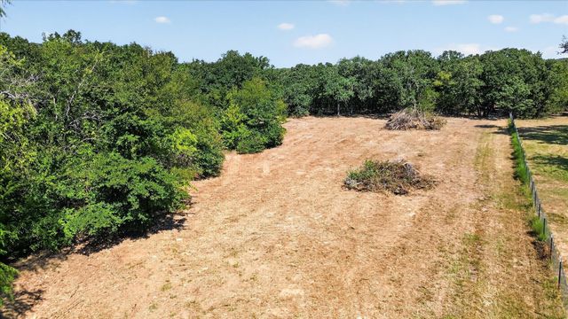1585 Jrc Road, Gainesville, TX 76240