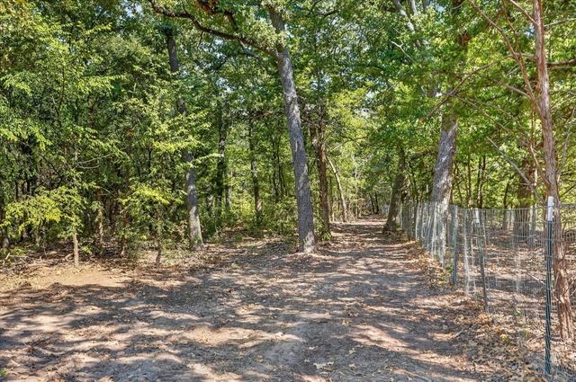 1585 Jrc Road, Gainesville, TX 76240