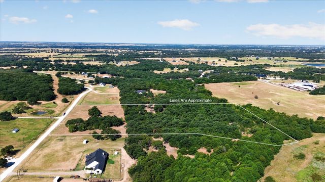 1585 Jrc Road, Gainesville, TX 76240