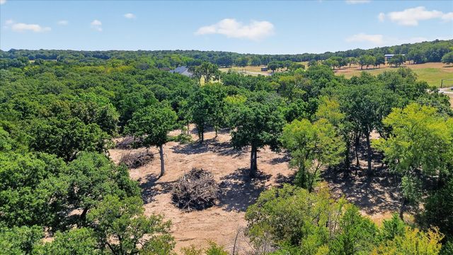 1585 Jrc Road, Gainesville, TX 76240