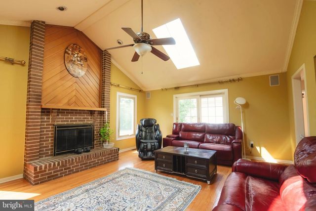 630 WHITE ASH, Langhorne, PA 19047