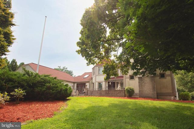 630 WHITE ASH, Langhorne, PA 19047