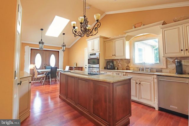 630 WHITE ASH, Langhorne, PA 19047