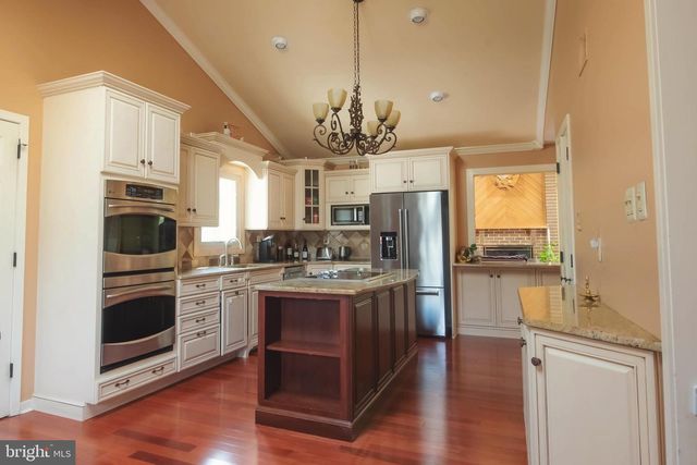 630 WHITE ASH, Langhorne, PA 19047
