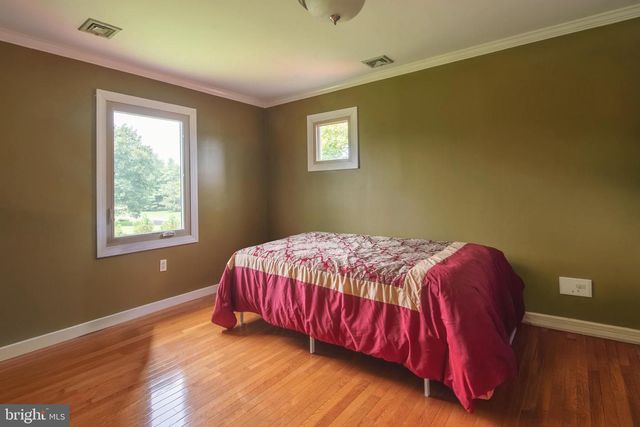 630 WHITE ASH, Langhorne, PA 19047