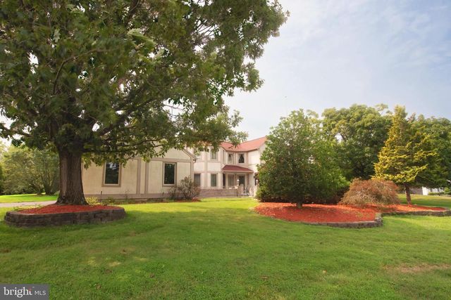 630 WHITE ASH, Langhorne, PA 19047