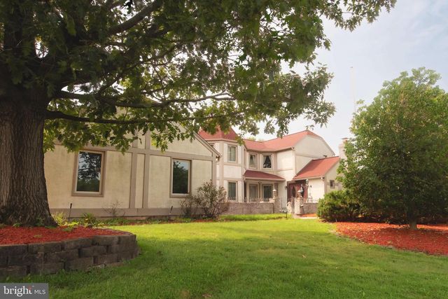 630 WHITE ASH, Langhorne, PA 19047