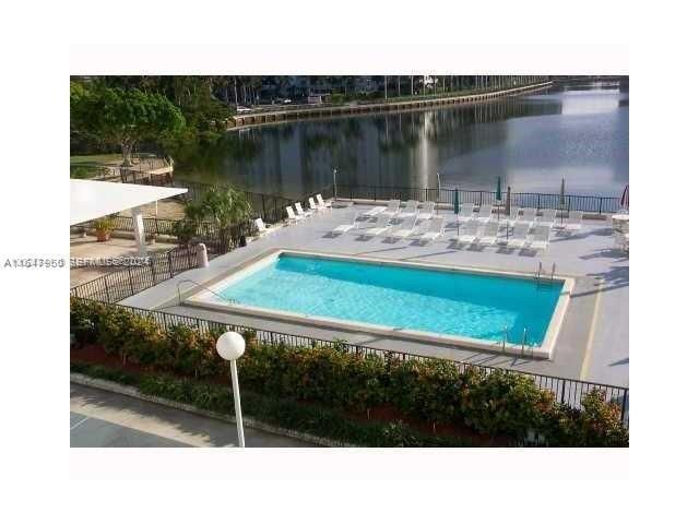 2750 NE 183rd Street 707, Aventura, FL 33160